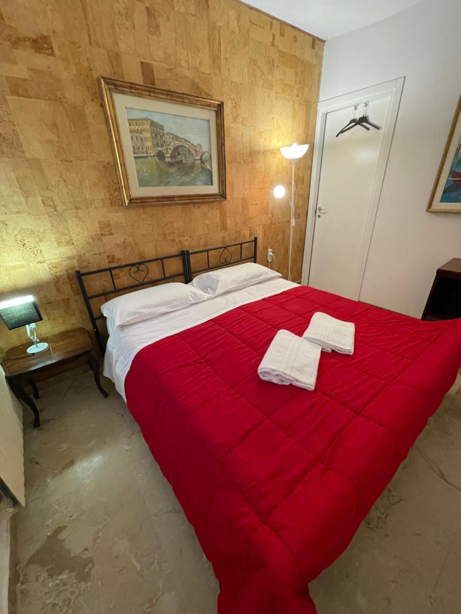 Eagle'S Nest Venice Guest House Екстериор снимка
